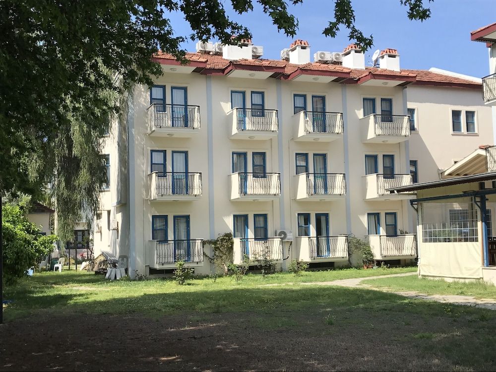 undefined Aymes Hotel 4