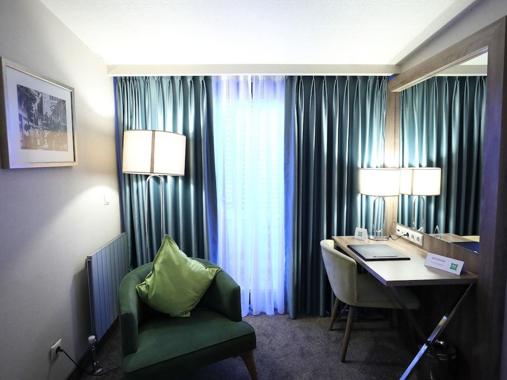 ibis Styles Istanbul Bomonti Economy Room, 1 Double or 2 Twin Beds 5