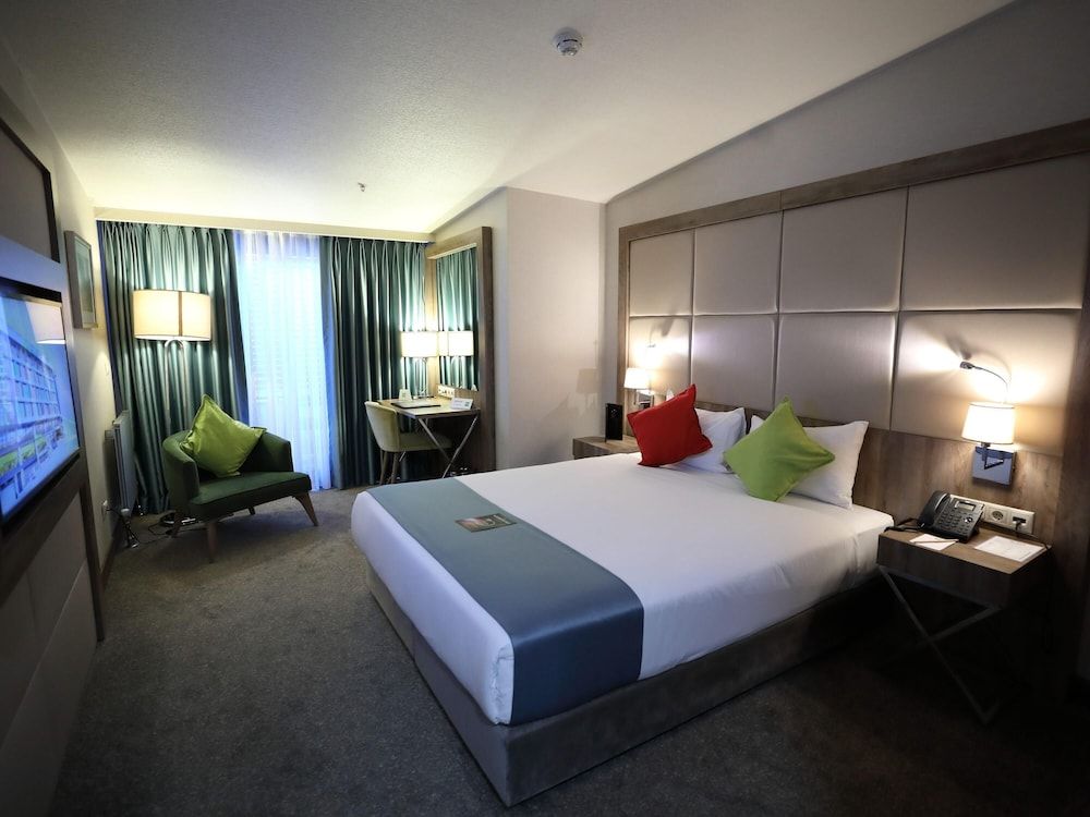 ibis Styles Istanbul Bomonti Economy Room, 1 Double or 2 Twin Beds 3