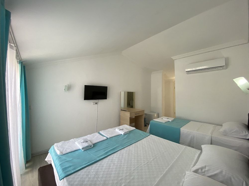 Economy Triple Room (Attic)