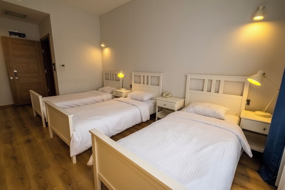 Eleia Hotel İznik Triple Room 2