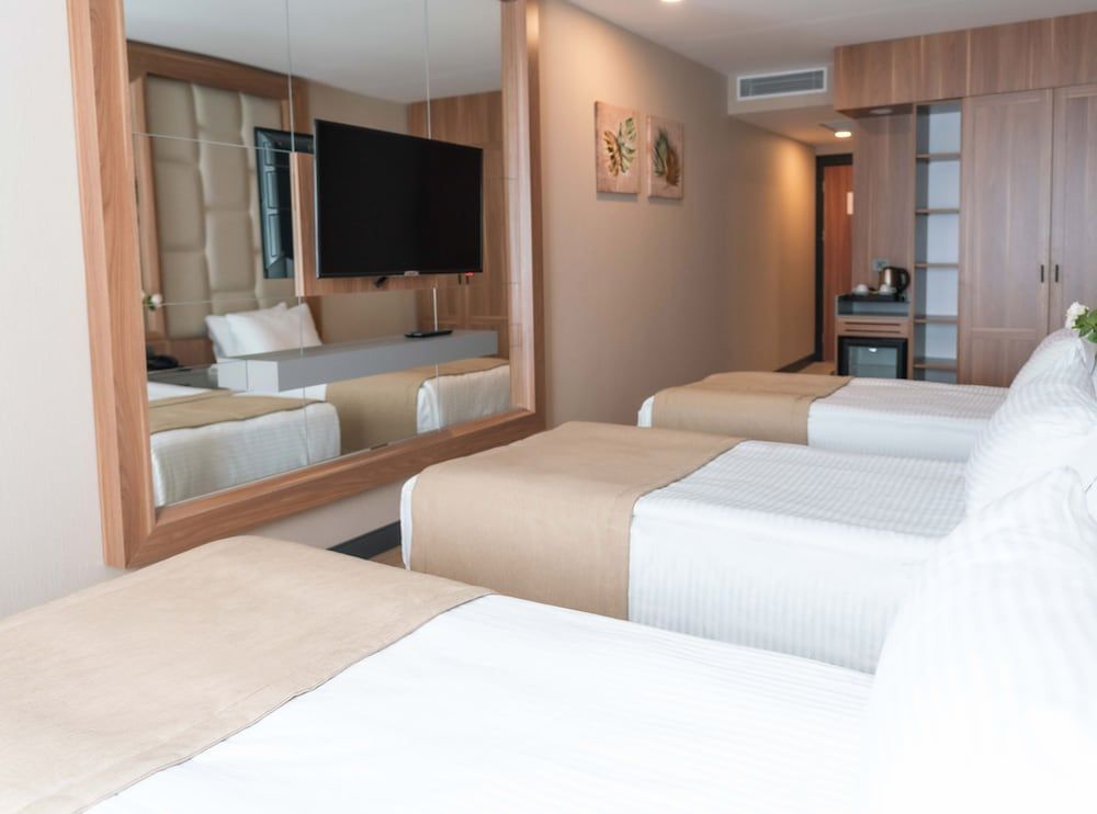 undefined Lion Hotel