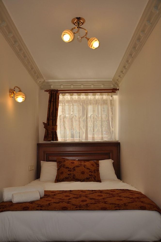 undefined Motif Apart 6