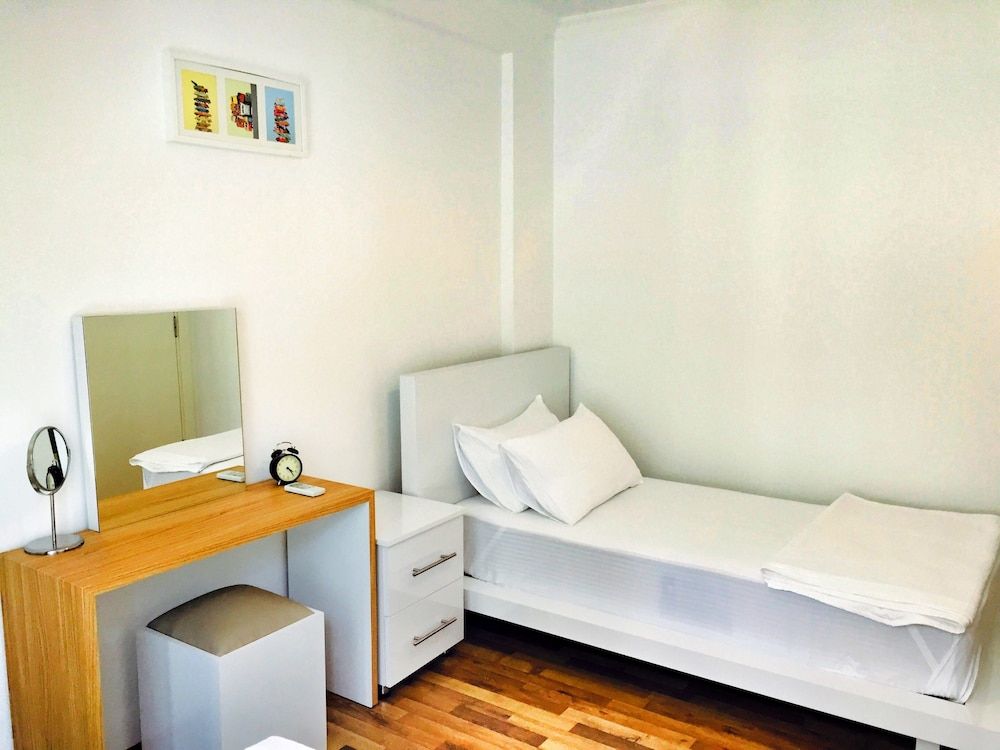 Basic Apartment