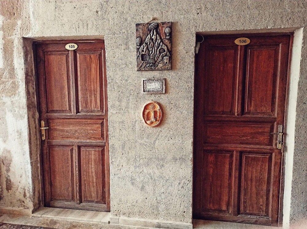 undefined Arnovalley Hotel 8