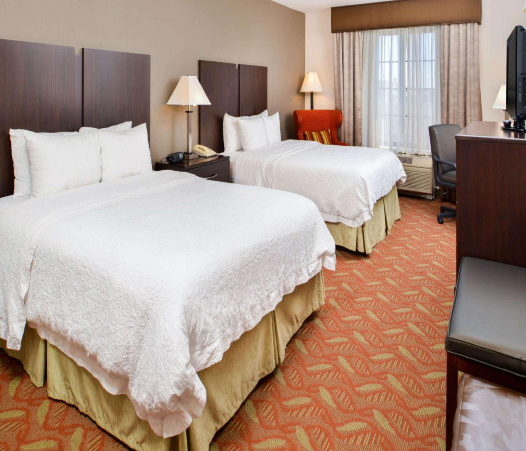 2 Queen Beds Nonsmoking
