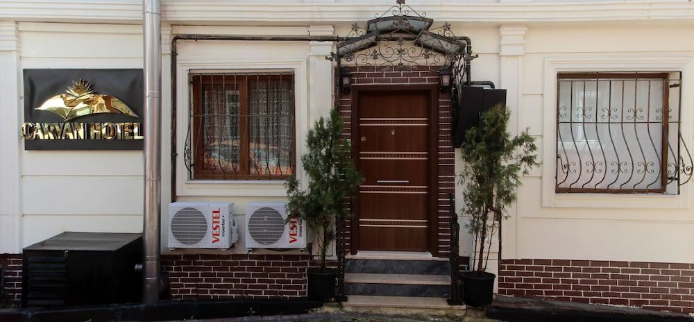 undefined Carvan Hotel 3