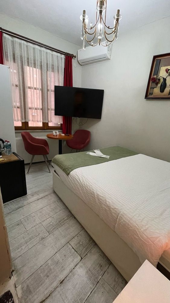 Chez Bore Economy Double Room 3