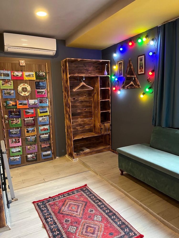 Marvel Suites- Adults Only Penthouse 4