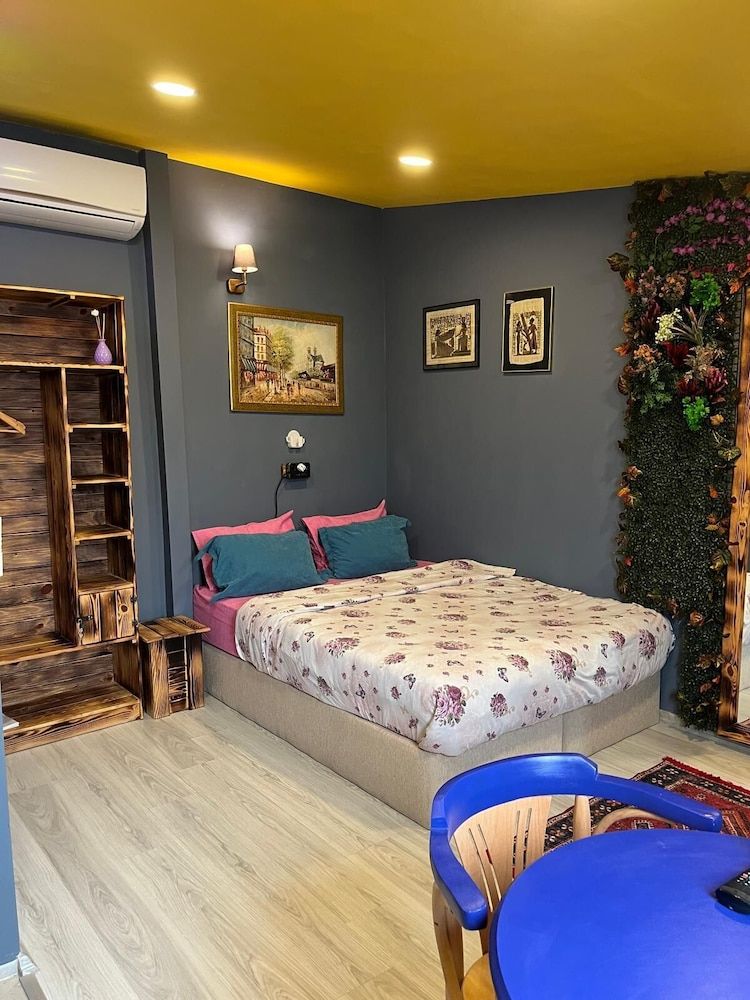 Marvel Suites- Adults Only Deluxe Room