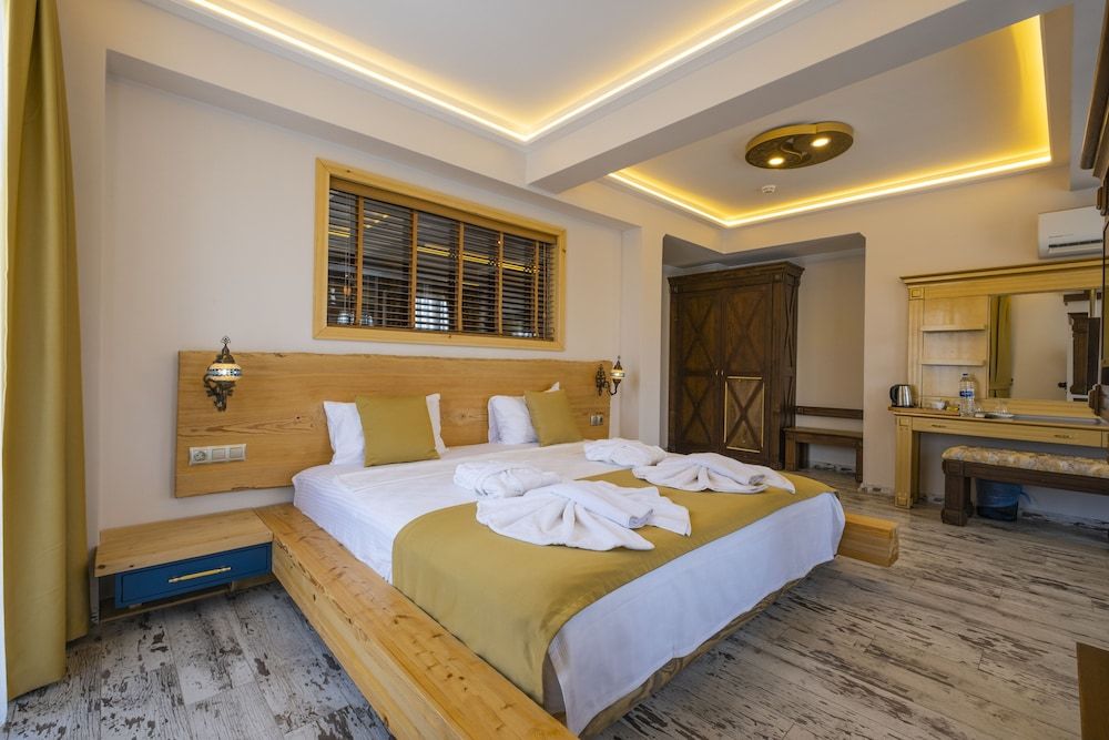 undefined Reis Royal Hotel 2