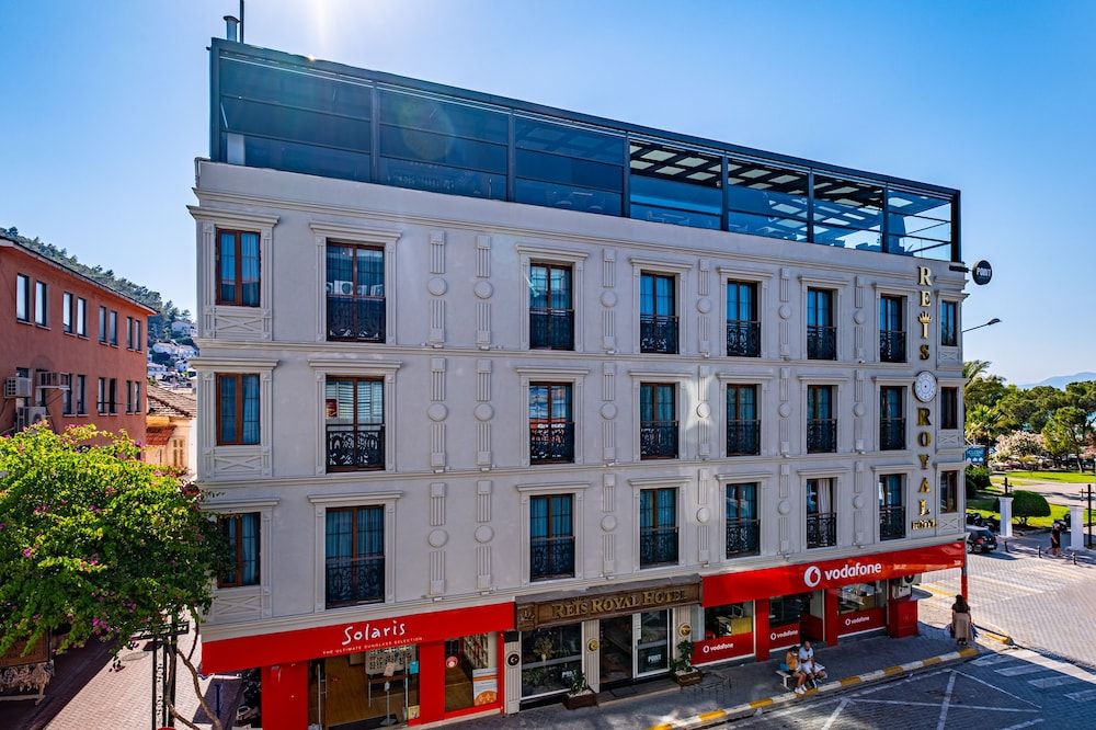 undefined Reis Royal Hotel 6