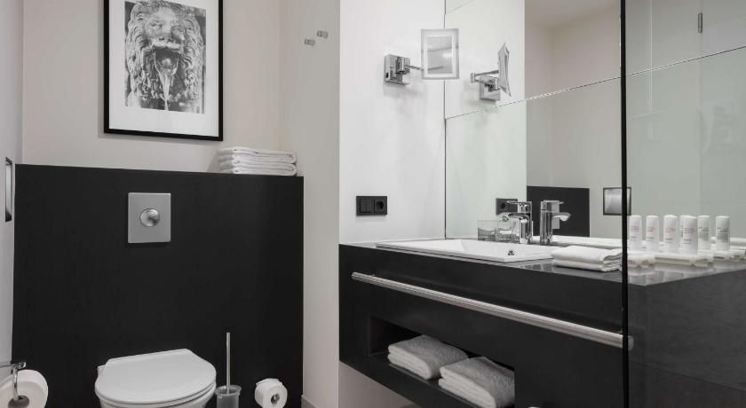 undefined Radisson Blu Hotel, Cologne 8