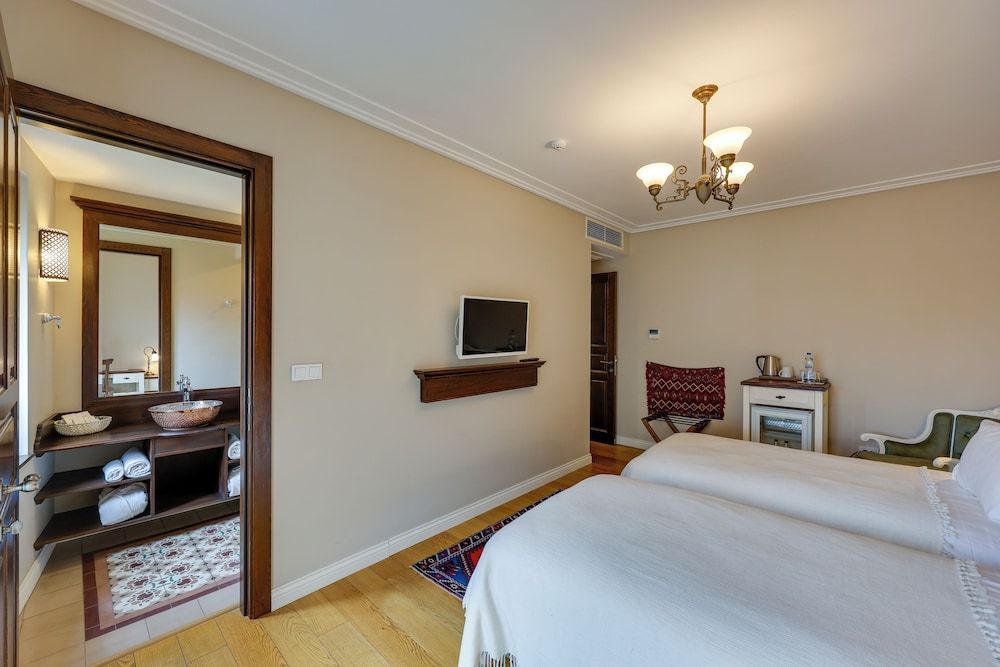 Akanthus Hotel Ephesus Deluxe Double or Twin Room 6