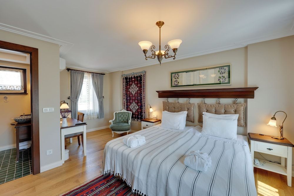 Akanthus Hotel Ephesus Deluxe Double or Twin Room, City View 3