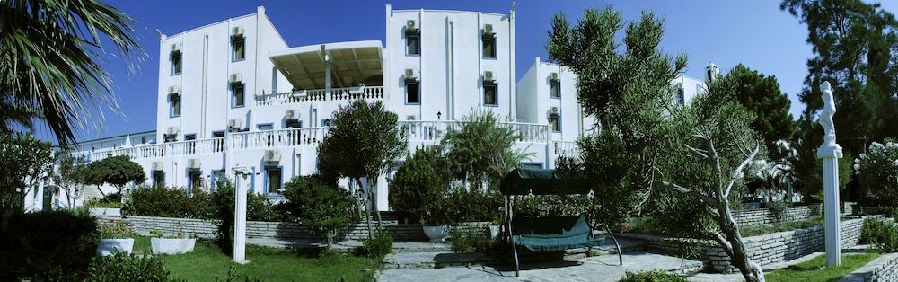 undefined Chronos Beach Akyarlar 7