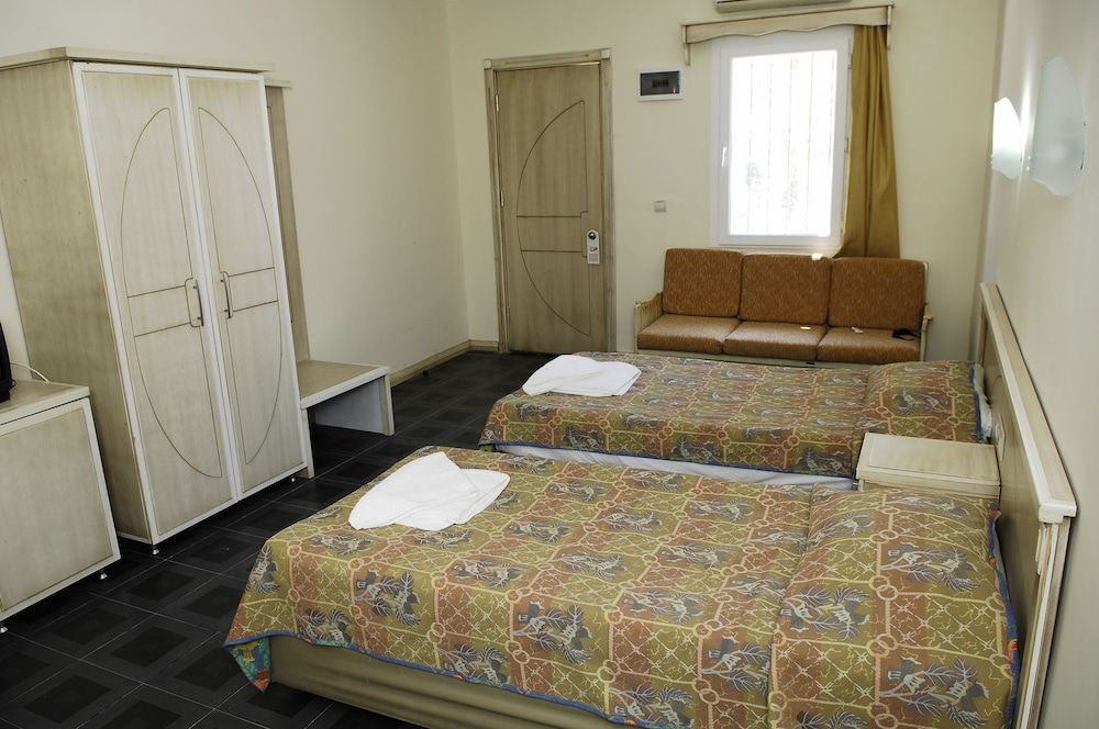 Chronos Beach Akyarlar Family Room 3