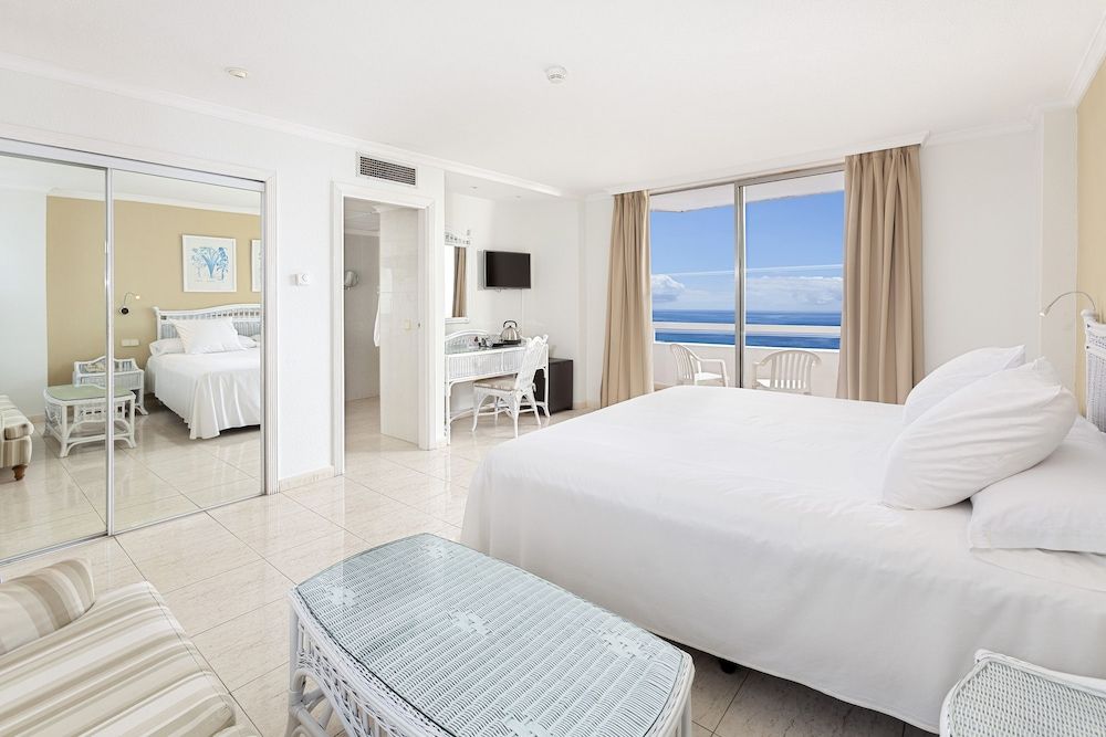Superior Room, Sea View (Xtra (2 ad + 1 ch))
