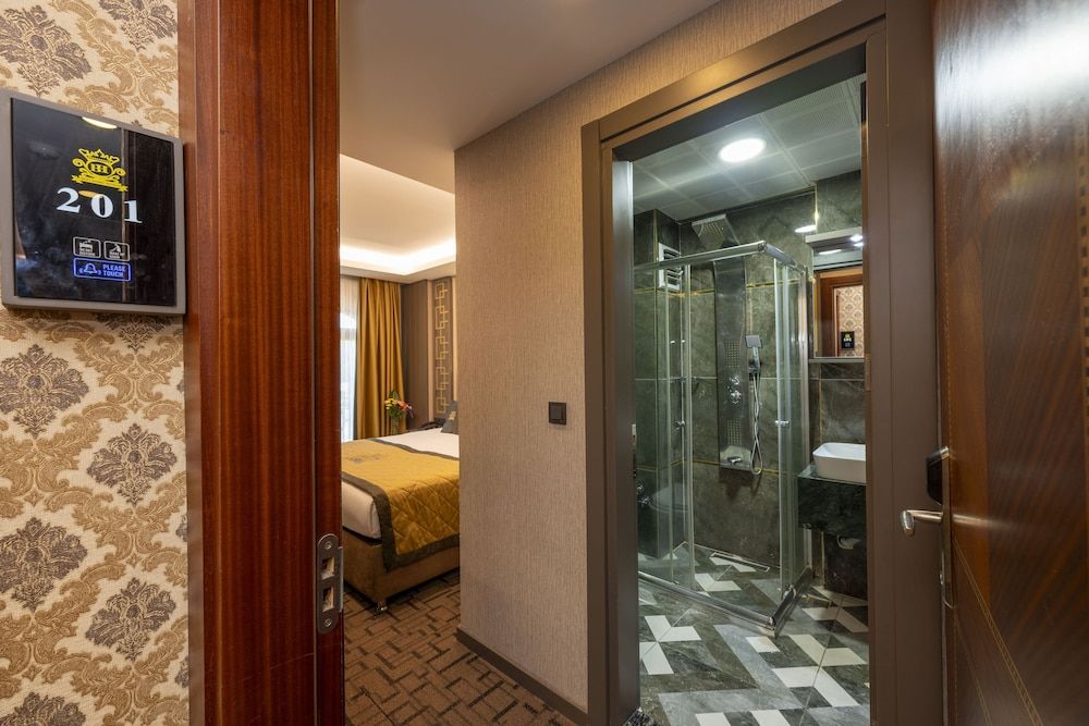 Grand Best Nobel Hotel 2 İstanbul Luxury Room 9