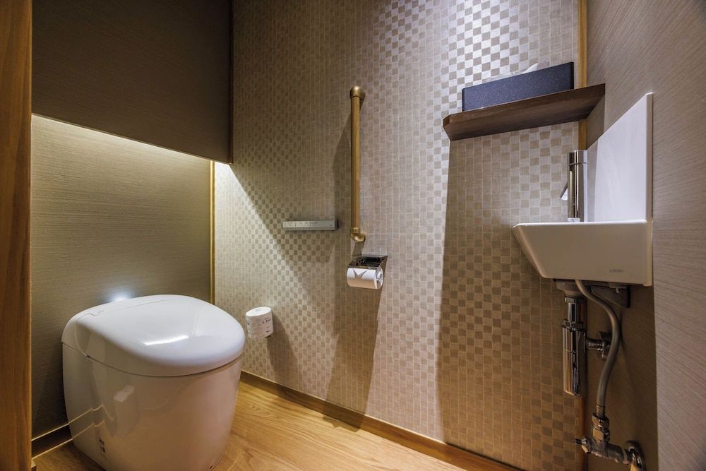 Kyoto Ryokan SAKANOUE Economy Twin Room 5