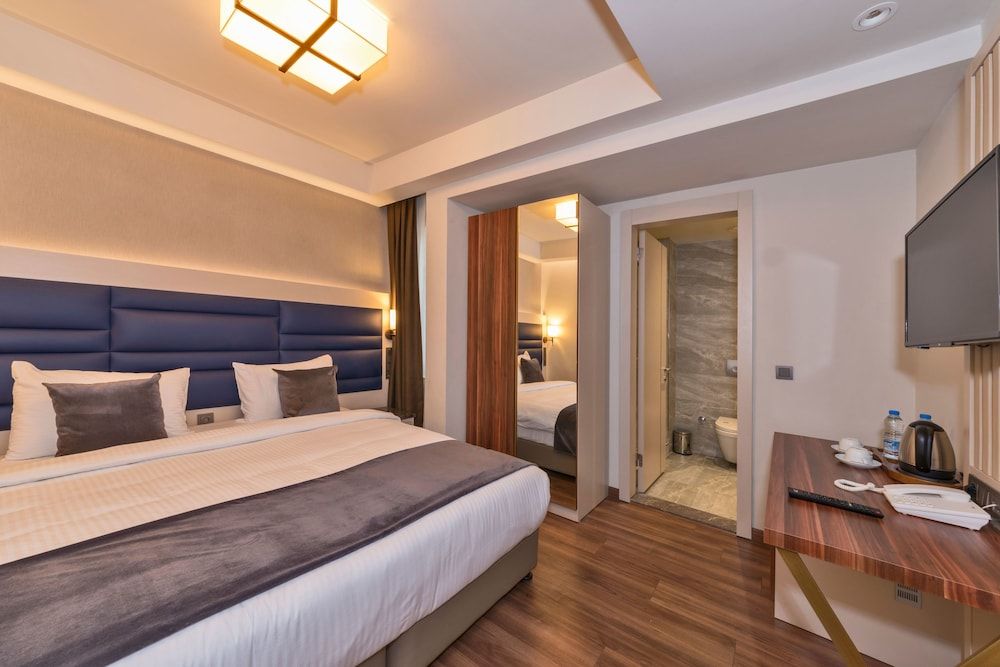 Golden Royal Hotel & Spa Economy Room 2