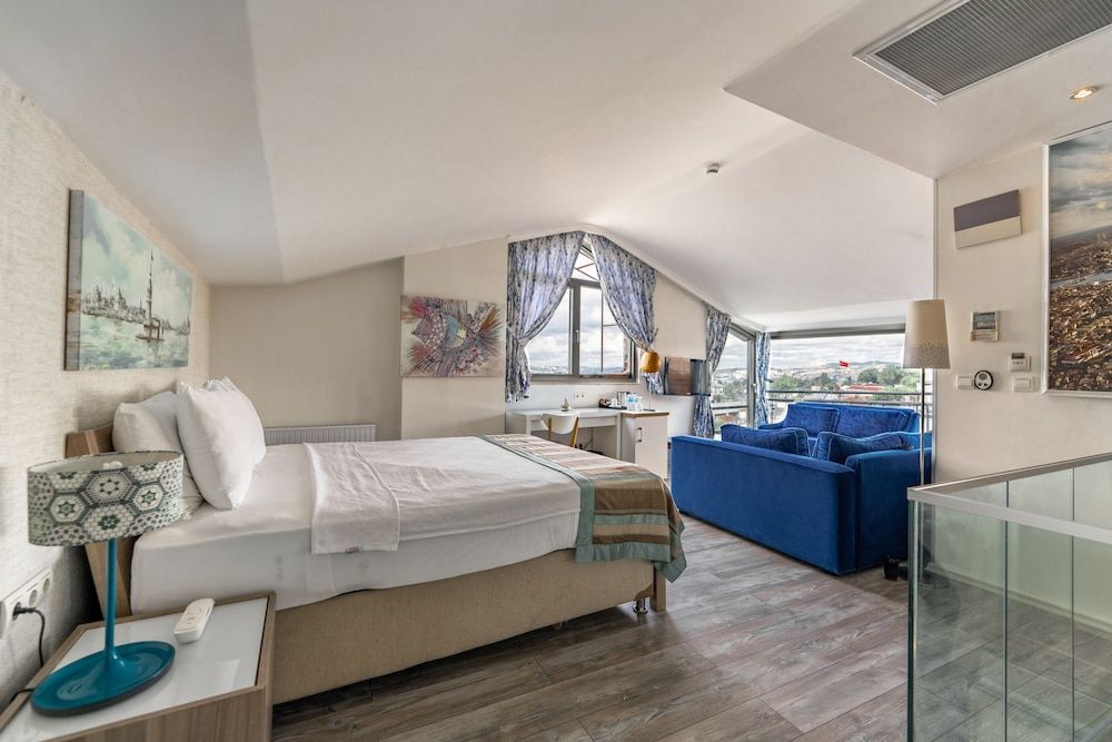 undefined Elanaz Hotel 9