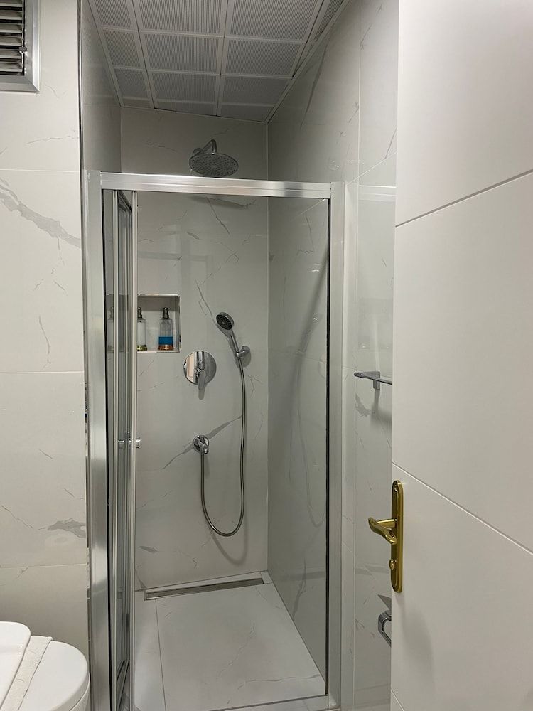undefined ENS HOTEL 9