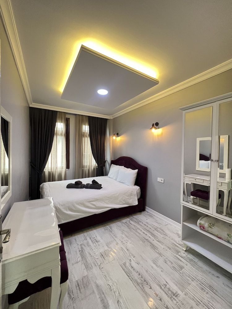 undefined Taksim Cmlm Apart