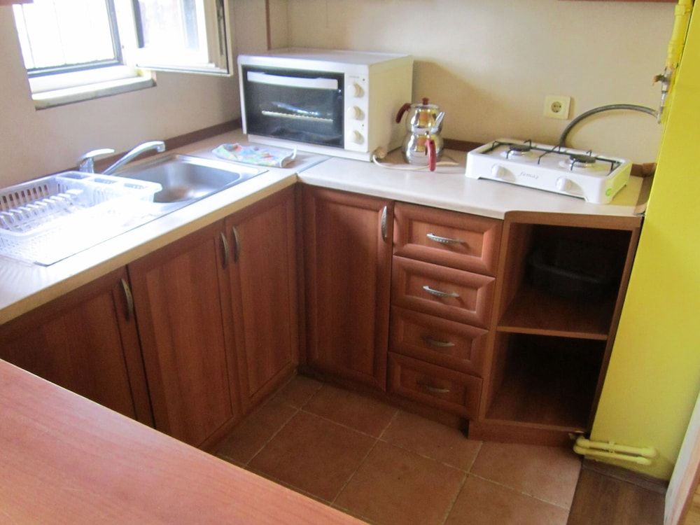 undefined Red House 2