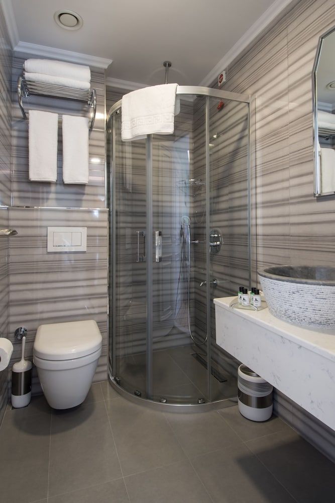 Primero Hotel Superior Double Room, 1 Bedroom, Non Smoking, City View 5