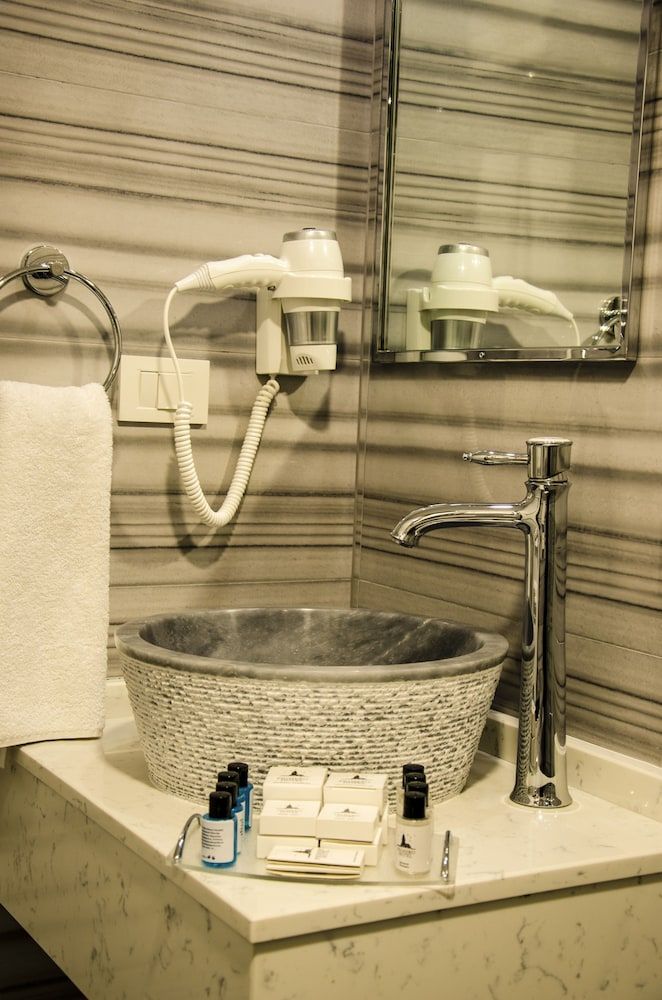 Primero Hotel Superior Double Room, 1 Bedroom, Non Smoking, City View 6