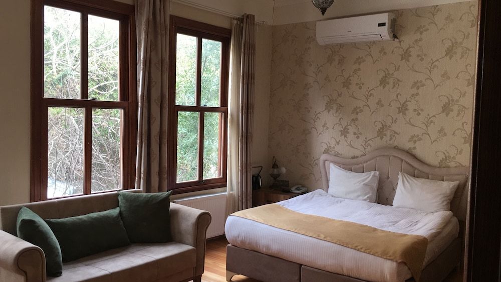 Nuray Hotel Deluxe Suite, Garden View 8