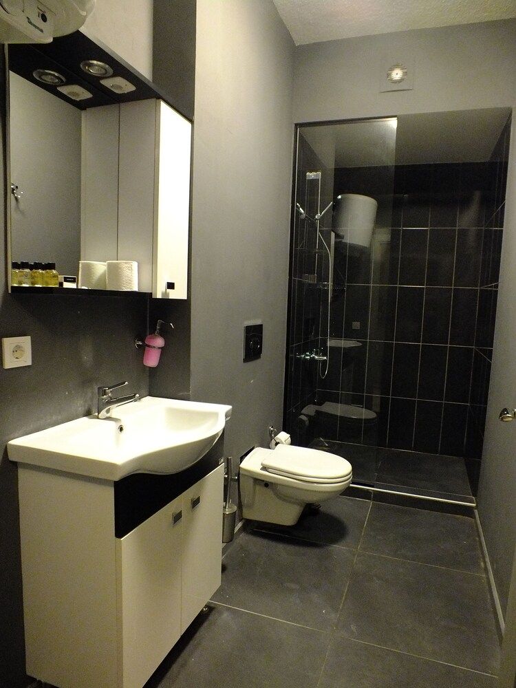 undefined Gayret Apartment 6