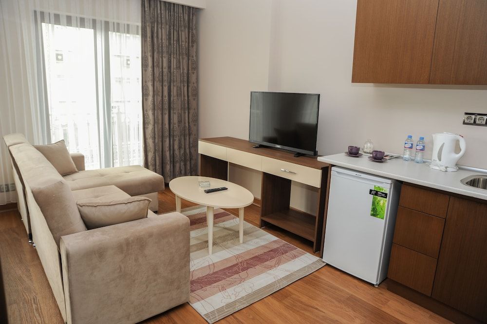 undefined Elits Suits 2