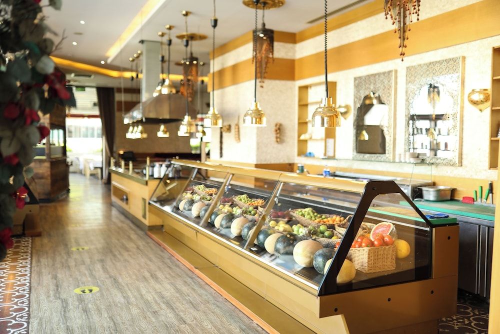 undefined Elits Suits 8