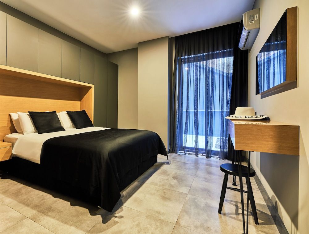 undefined Loft 1502 4