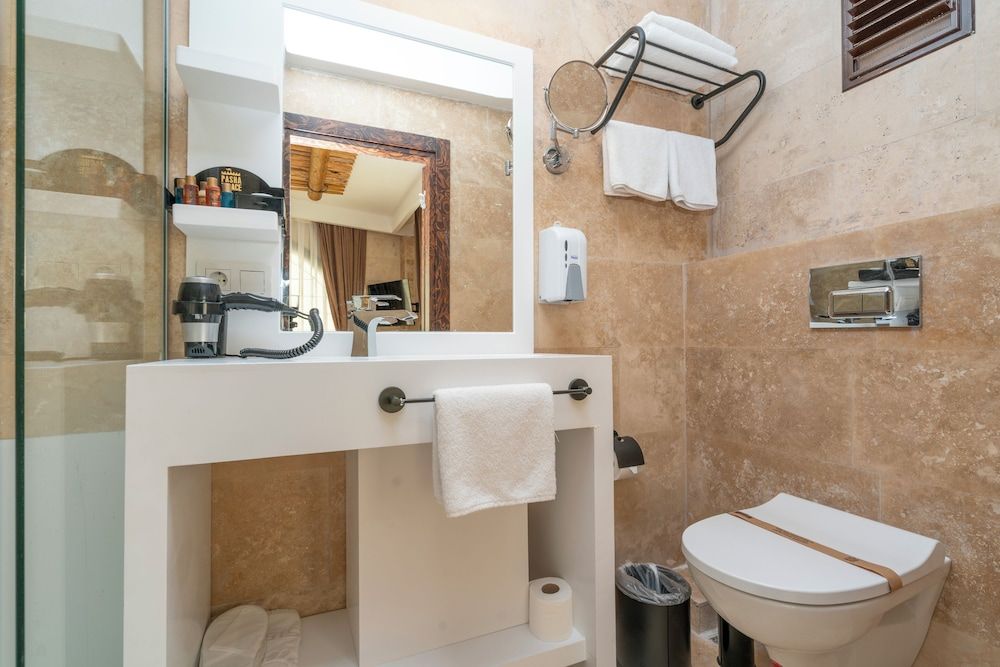 Pasha Palace Hotel Standard Room 34