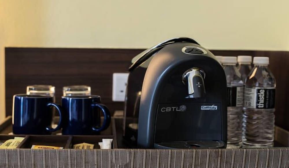 Thistle Port Dickson Premium Suite 4