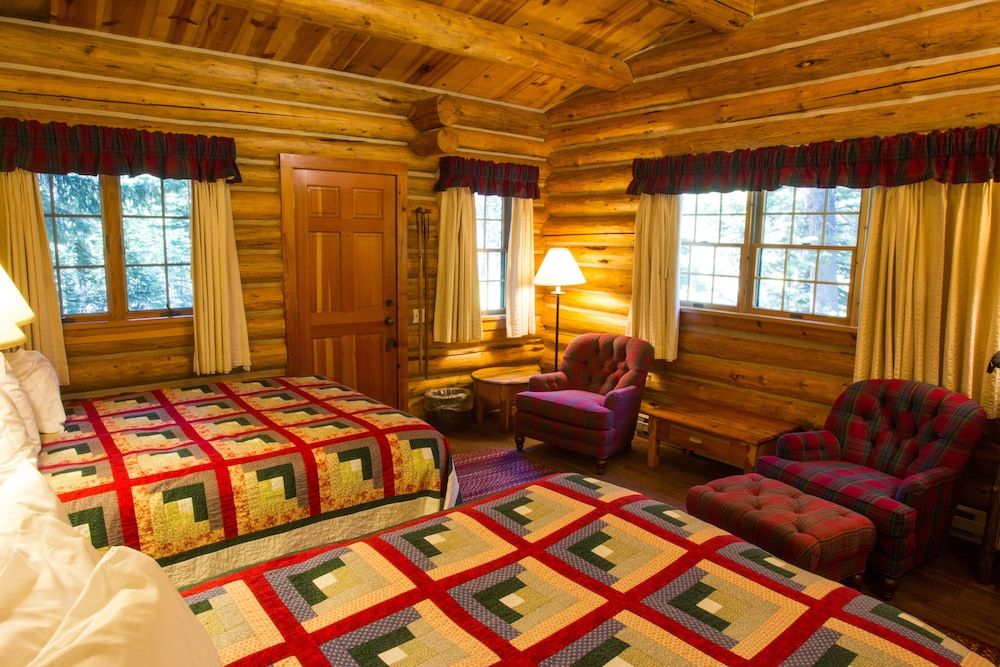 Duplex Cabin, 2 Queen Beds