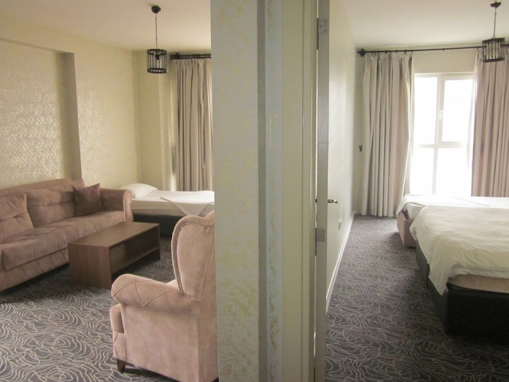 undefined Tuyap Pin Suite 3