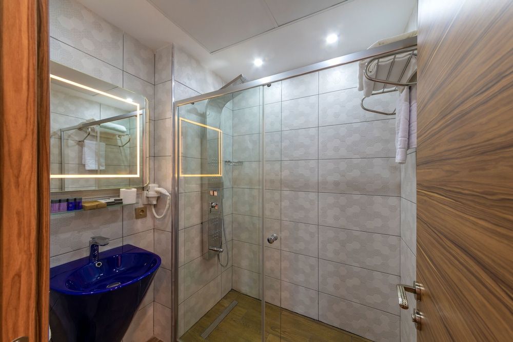 La Wisteria Boutique Hotel Istanbul Standard Double Room, Non Smoking 8