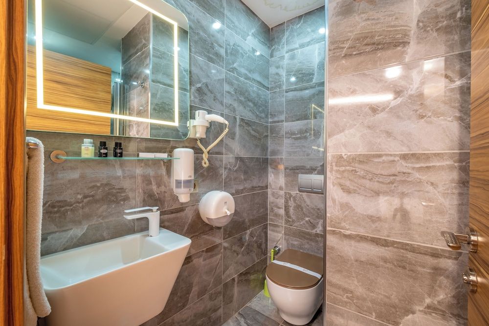 La Wisteria Boutique Hotel Istanbul Standard Double Room, Non Smoking 11