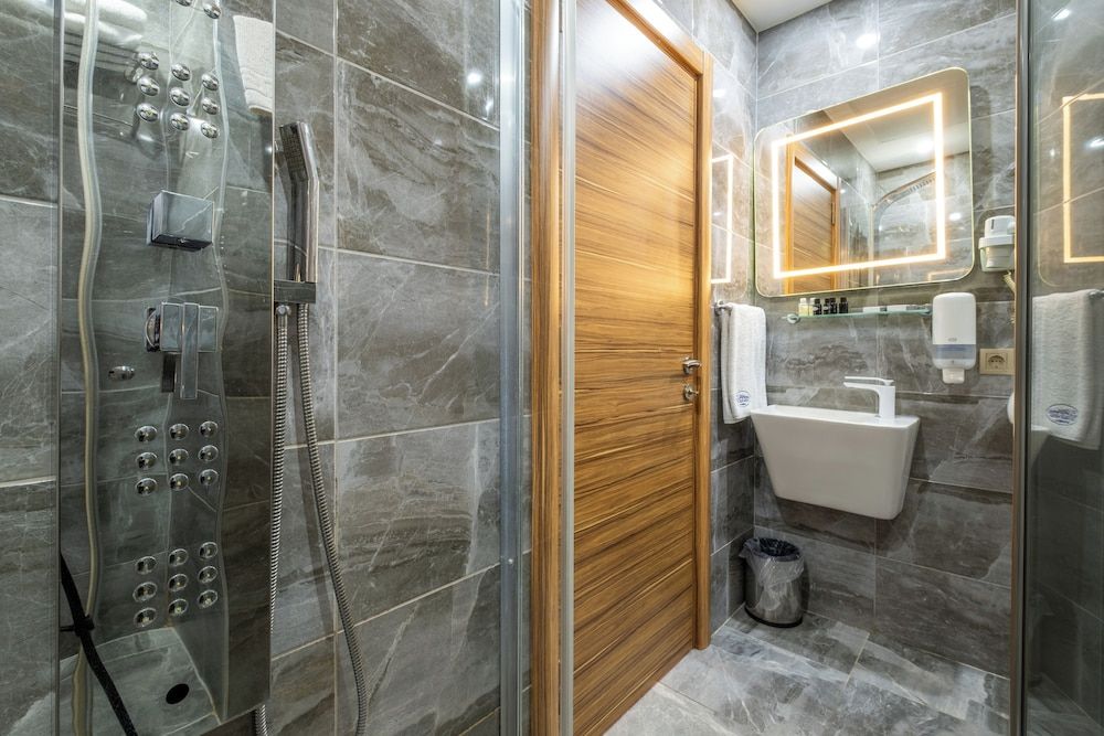 La Wisteria Boutique Hotel Istanbul Standard Double Room, Non Smoking 6