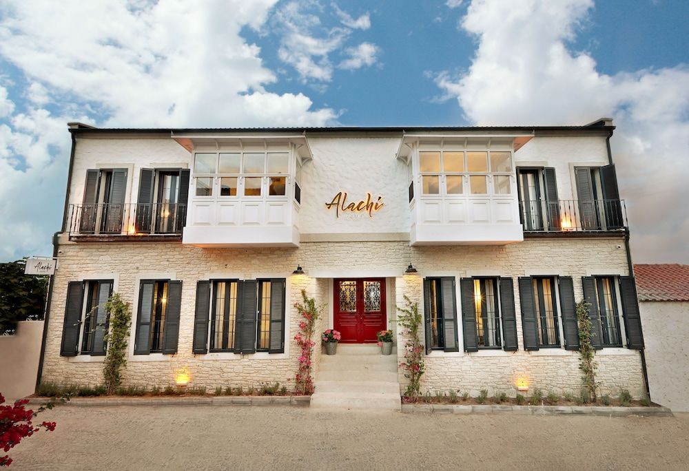 undefined Alachi Hotel 6