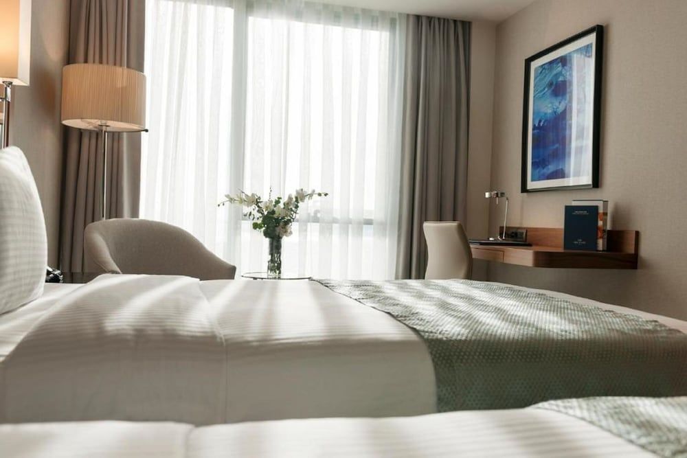 Elite World Grand Istanbul Kucukyali Deluxe Room with 2 Single Beds