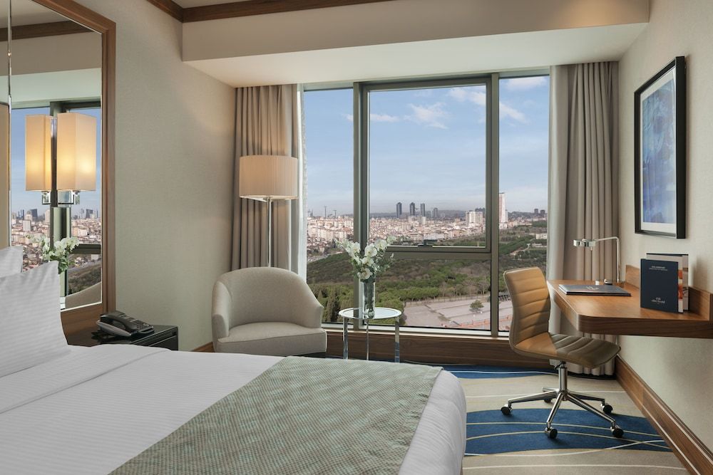 Elite World Grand Istanbul Kucukyali Deluxe Room with 2 Single Beds 6