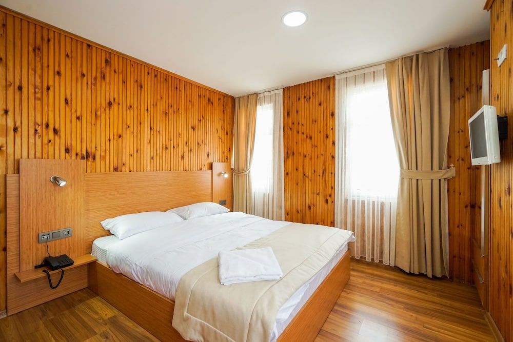 undefined Element Residence 4