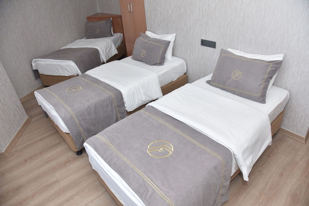 undefined Fuar Hotel 10