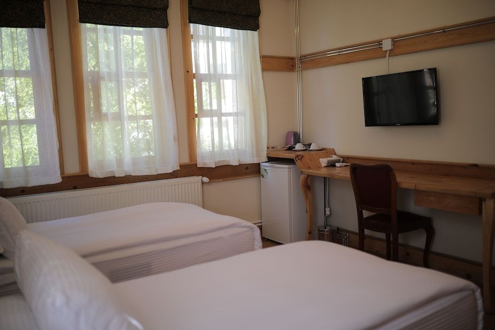 Melekli Konak Twin Room 2