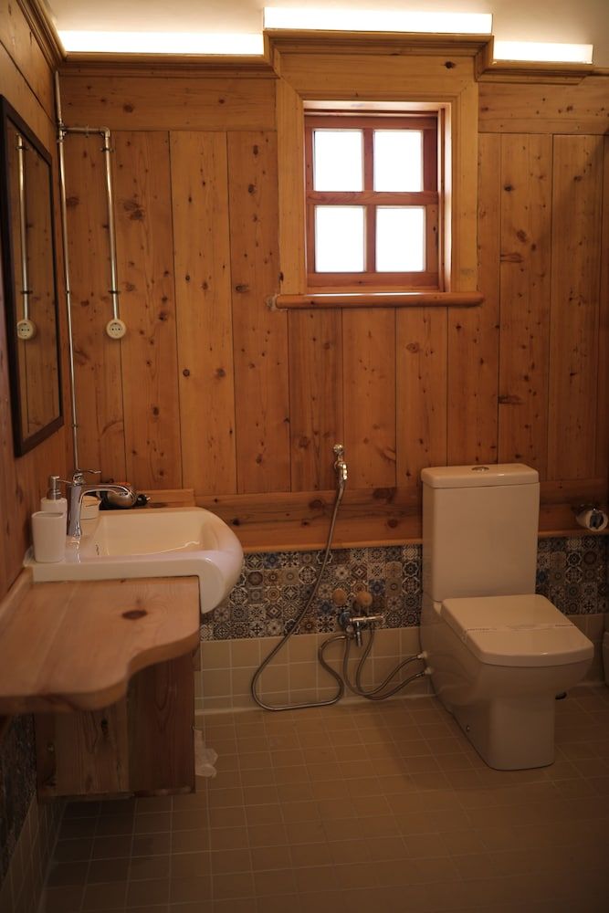 Melekli Konak Twin Room 8